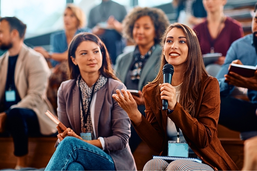 Kurs Moderator konferencji i paneli dyskusyjnych