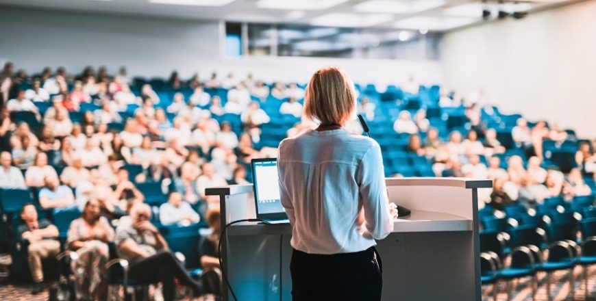 Kurs Moderator konferencji i paneli dyskusyjnych