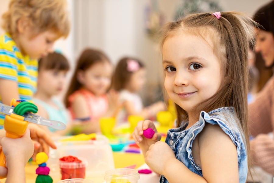 Kurs Wspomaganie rozwoju dzieci w żłobkach i przedszkolach